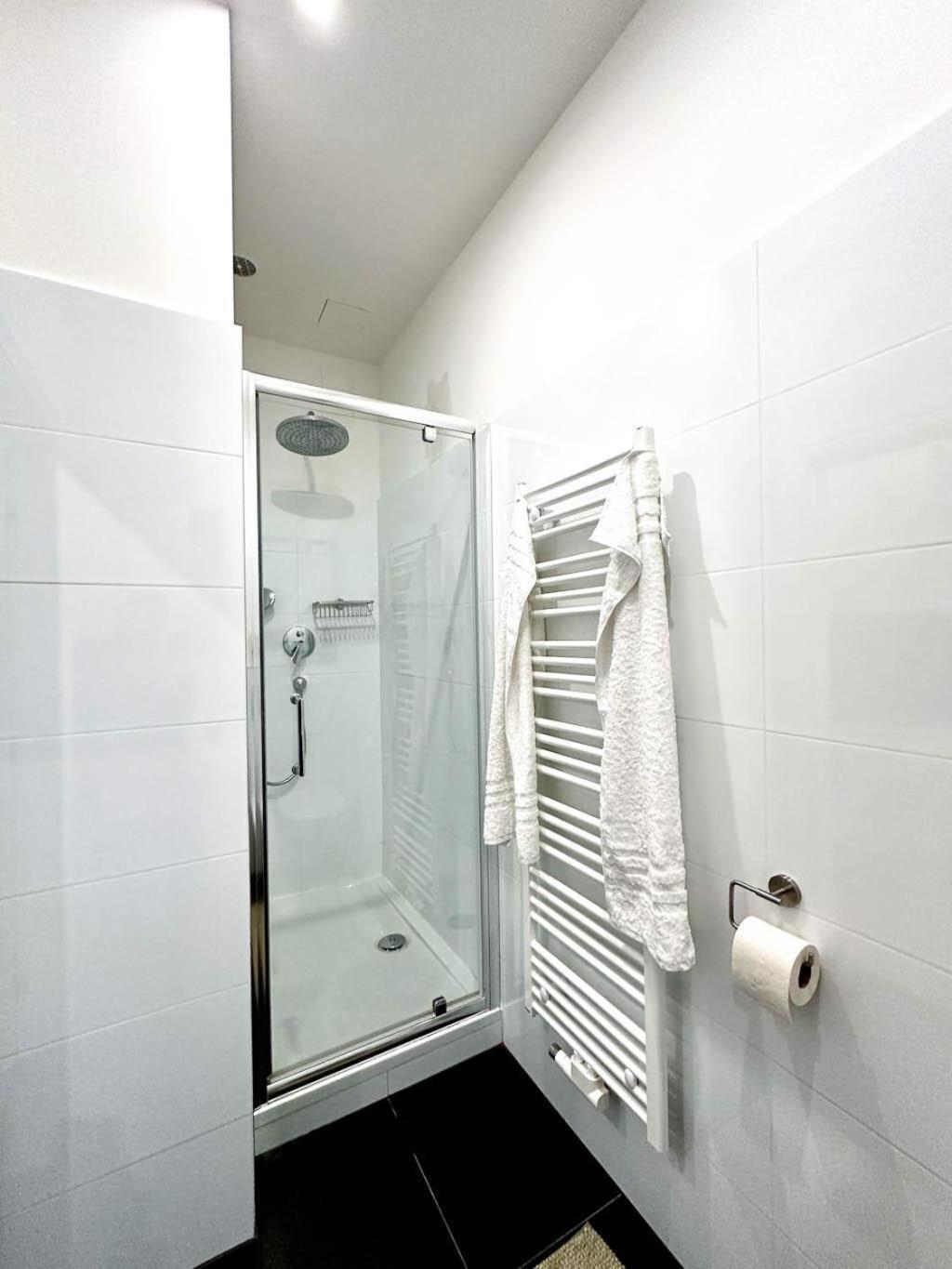 Stylish Central 2 Bedroom Vienne