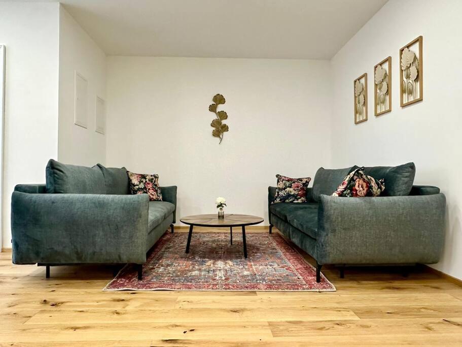 Stylish Central 2 Bedroom Appartement *